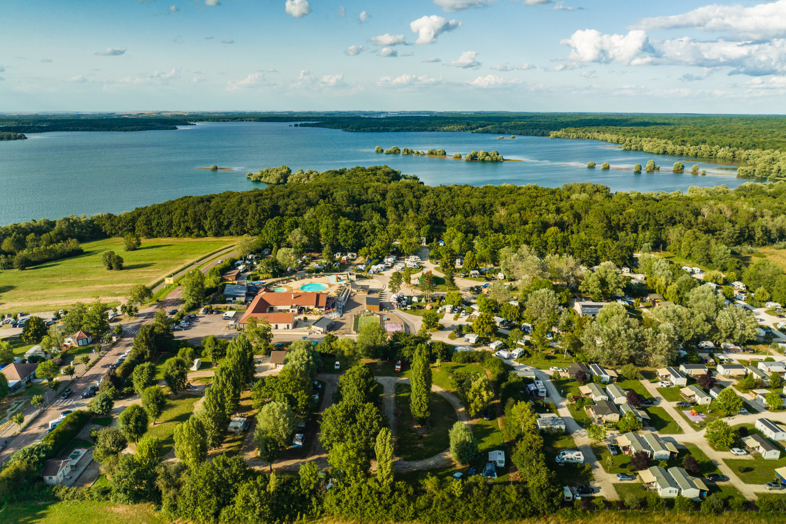4 star campsite Troyes - Camping le Lac d'Orient